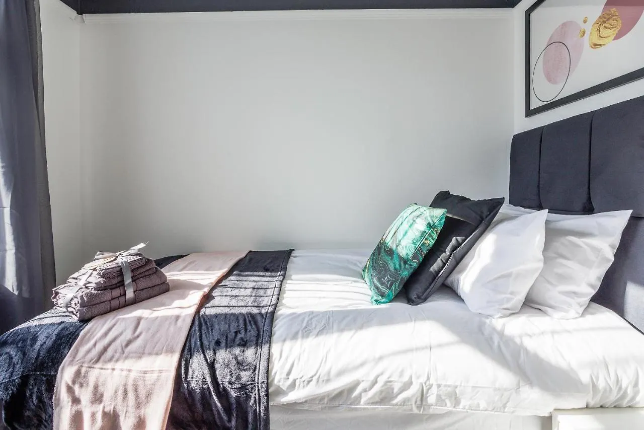 Prázdninový dům Vila Sleek 4 Bed In Newcastle- Sleeps 9 - Parking Velká Británie