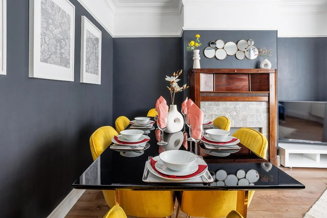Vila Sleek 4 Bed In Newcastle- Sleeps 9 - Parking Prázdninový dům